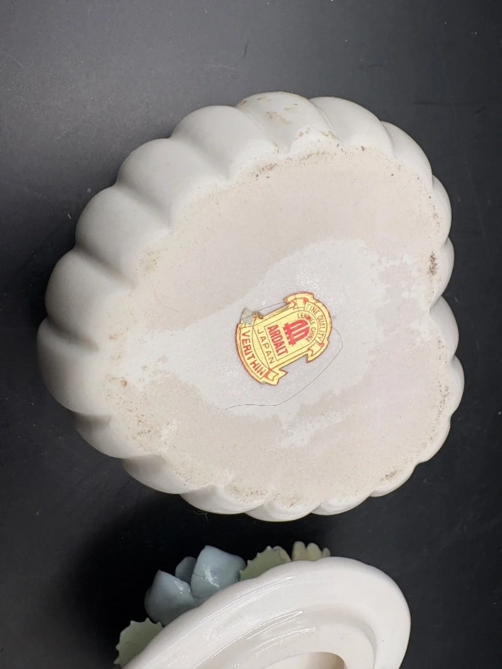 Vintage Flower Heart Shaped Trinket Box Ardalt Japan - Picture 2 of 5